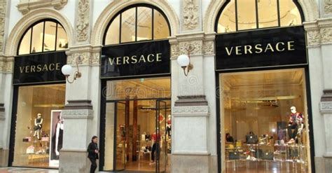 versace boycott|does Versace support palestine.